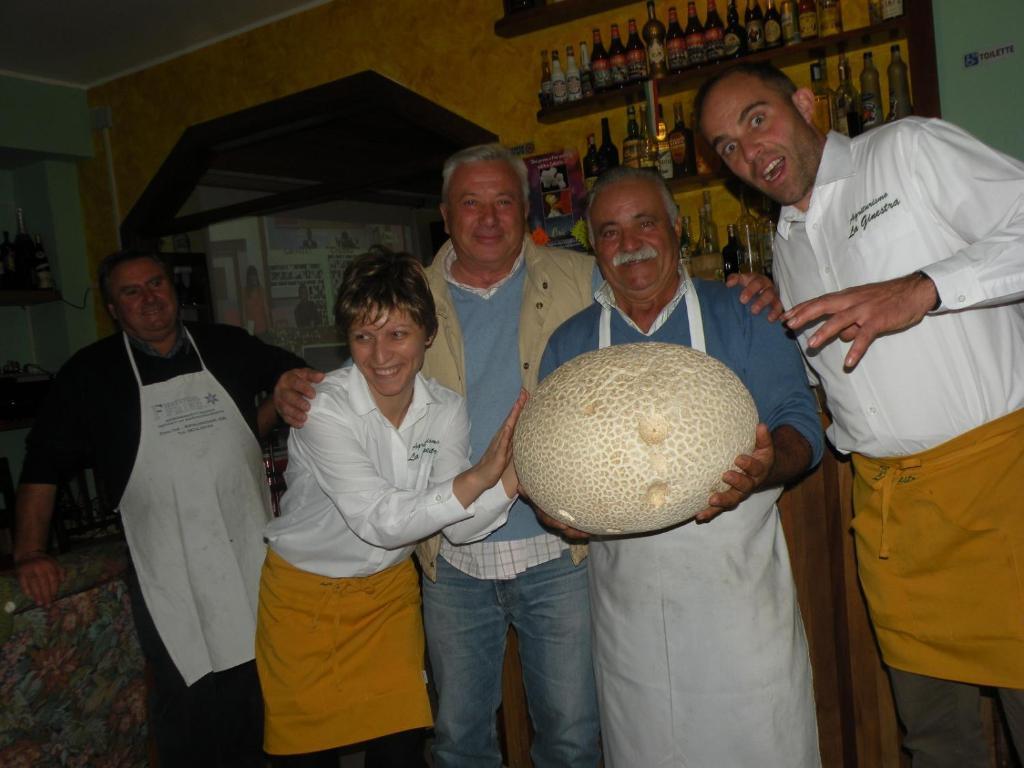 Agriturismo La Ginestra Cercemaggiore Buitenkant foto